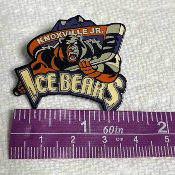 NEW Knoxville JR Icebears Youth Hockey Lapel Hat Pin Pinback 1.5" - Picture 2 of 3
